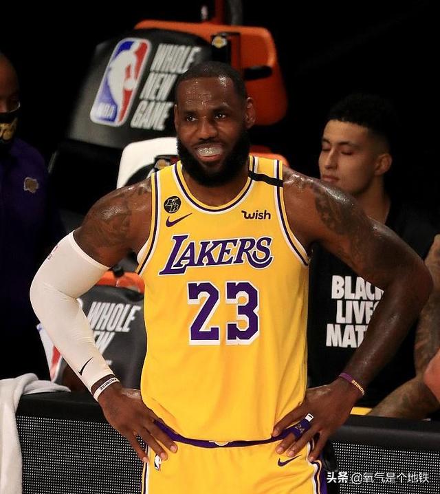 快船完胜马刺,塔图姆刷新纪录 快船完胜马刺,塔图姆刷新纪录