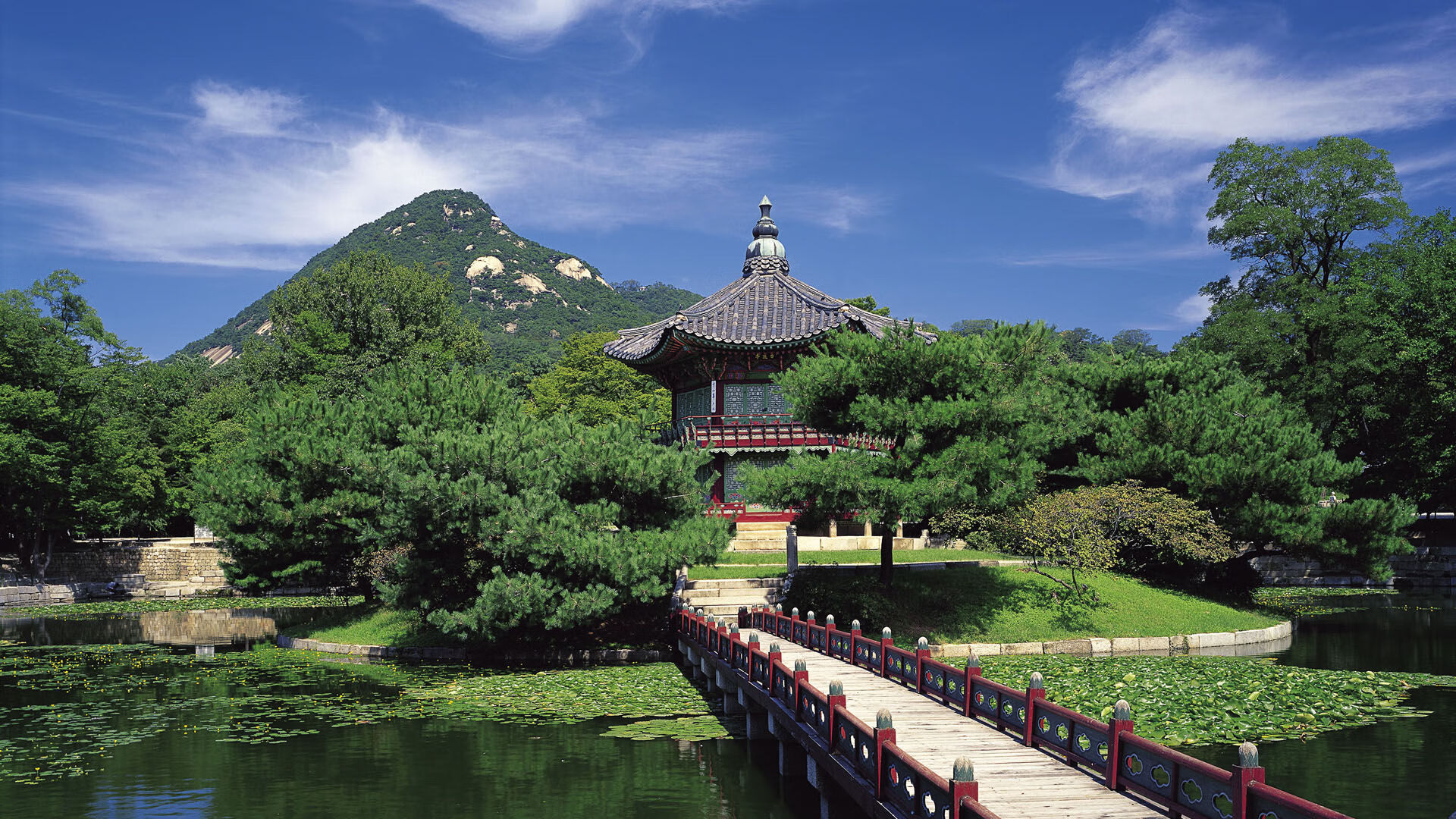 冰火两重天，冰岛黑马式横扫震撼G组，C罗指挥官式控球为王