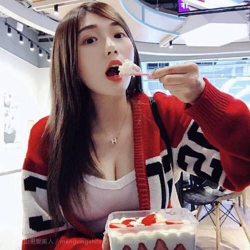 好，这是一个非常有意思且充满戏剧张力的关键词组合。让我们先来构思一个能抓住眼球、体现唯一性的文章标题